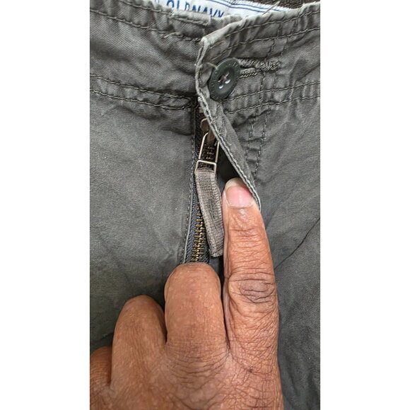 Old Navy Men's Gray Cargo Pants Size 40 x 30 Adjustable Drawstring Waist Multipl - Picture 4 of 8